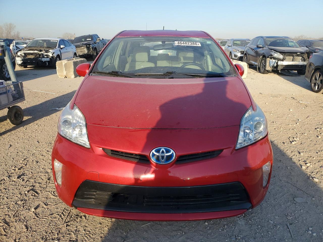 2015 TOYOTA PRIUS THREE photo 9