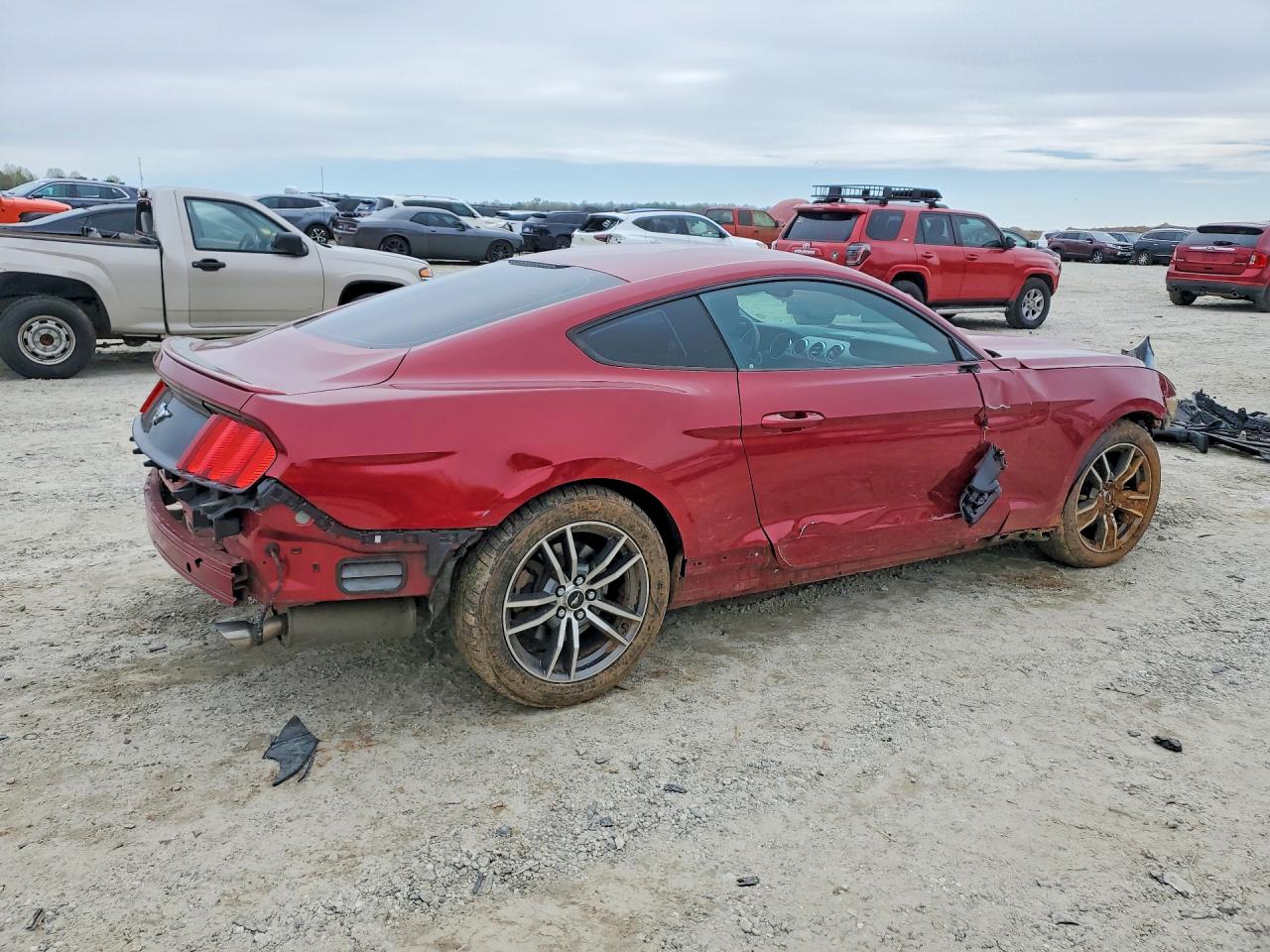 2016 FORD MUSTANG photo 5
