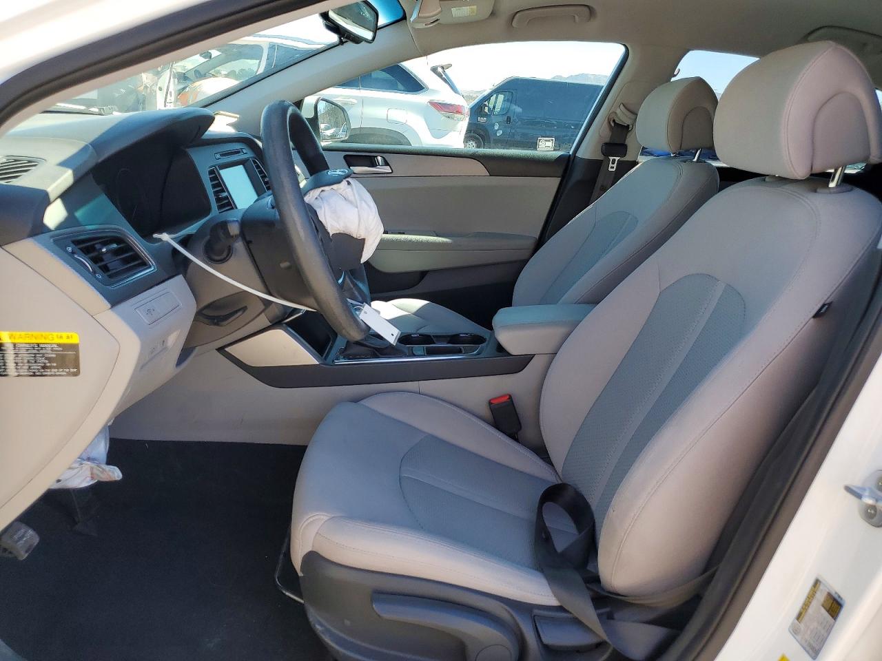 2016 HYUNDAI SONATA SE photo 7