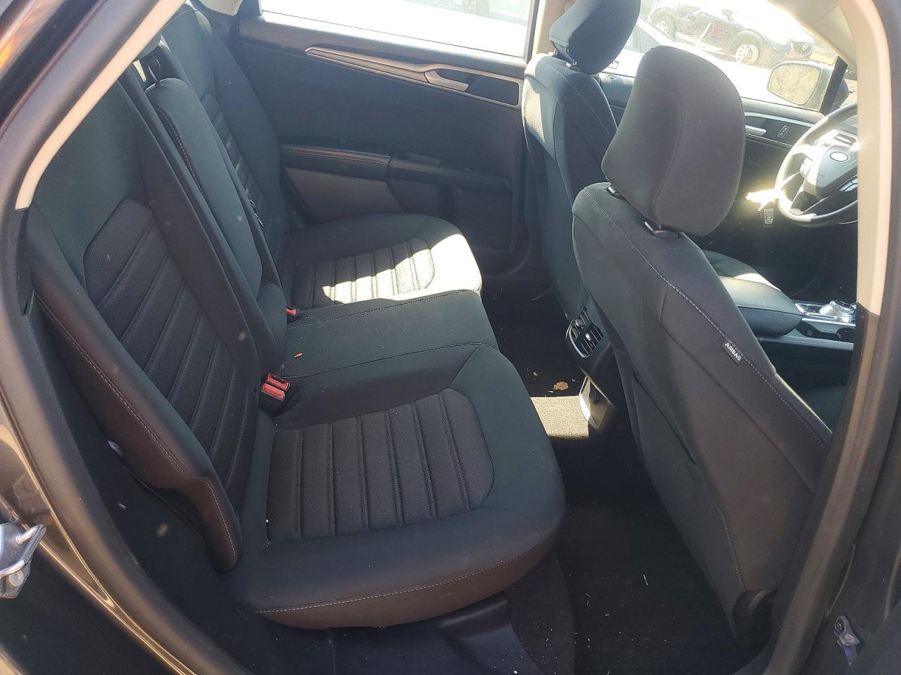 2020 FORD FUSION SE photo 19