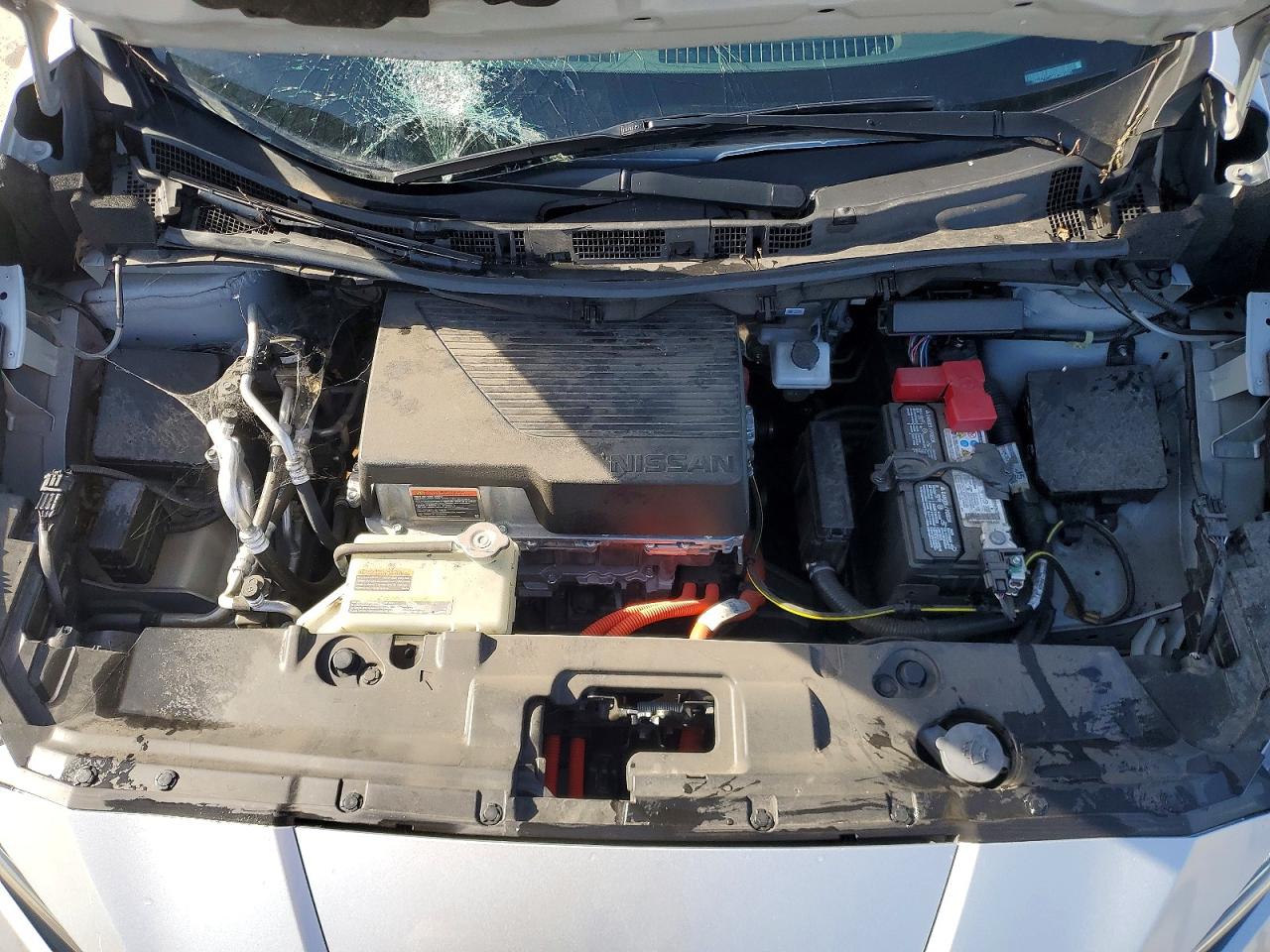 2022 NISSAN LEAF SV photo 31
