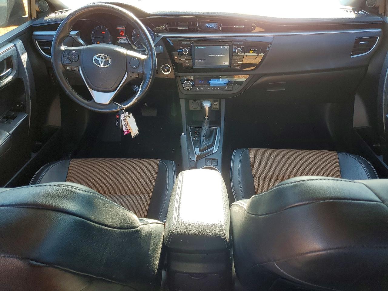 2015 TOYOTA COROLLA S PLUS photo 15