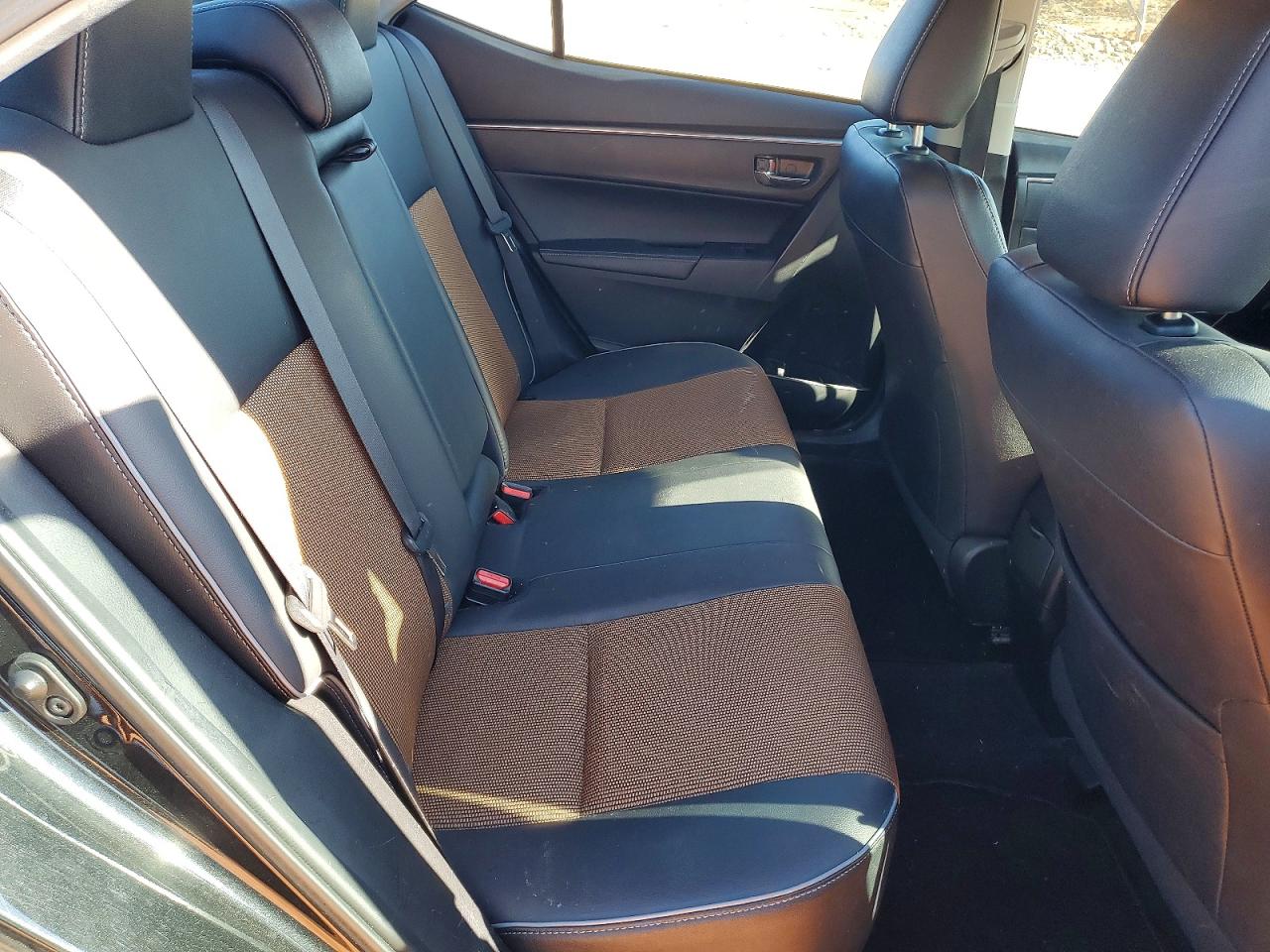 2015 TOYOTA COROLLA S PLUS photo 19