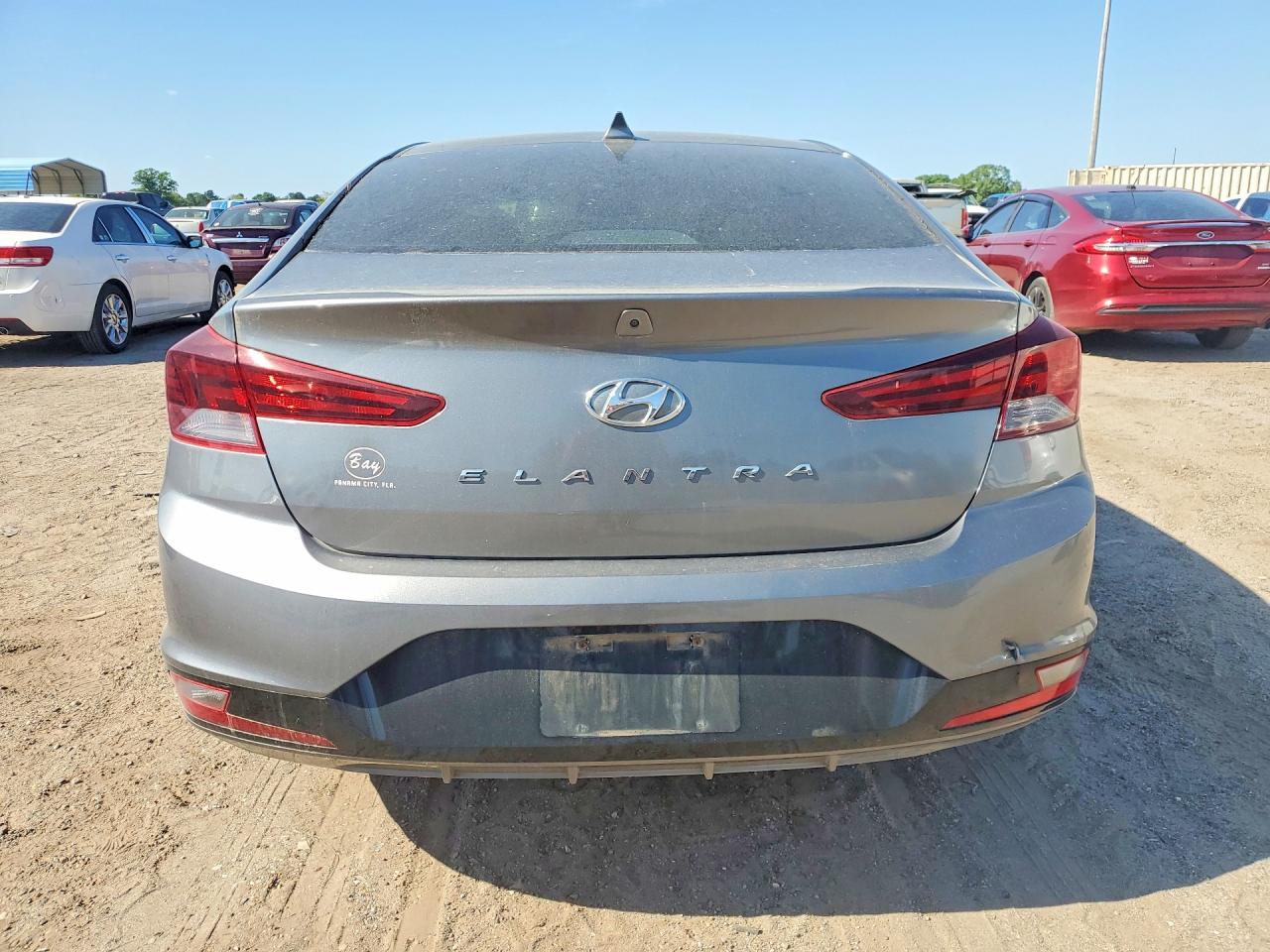 2019 HYUNDAI ELANTRA VALUE EDITION photo 16