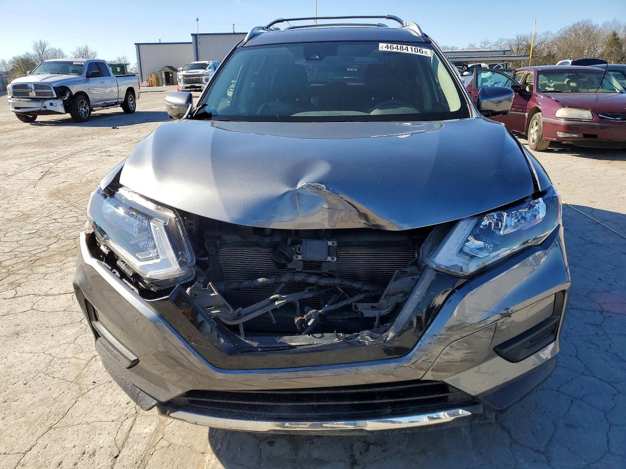2019 NISSAN ROGUE SV photo 13