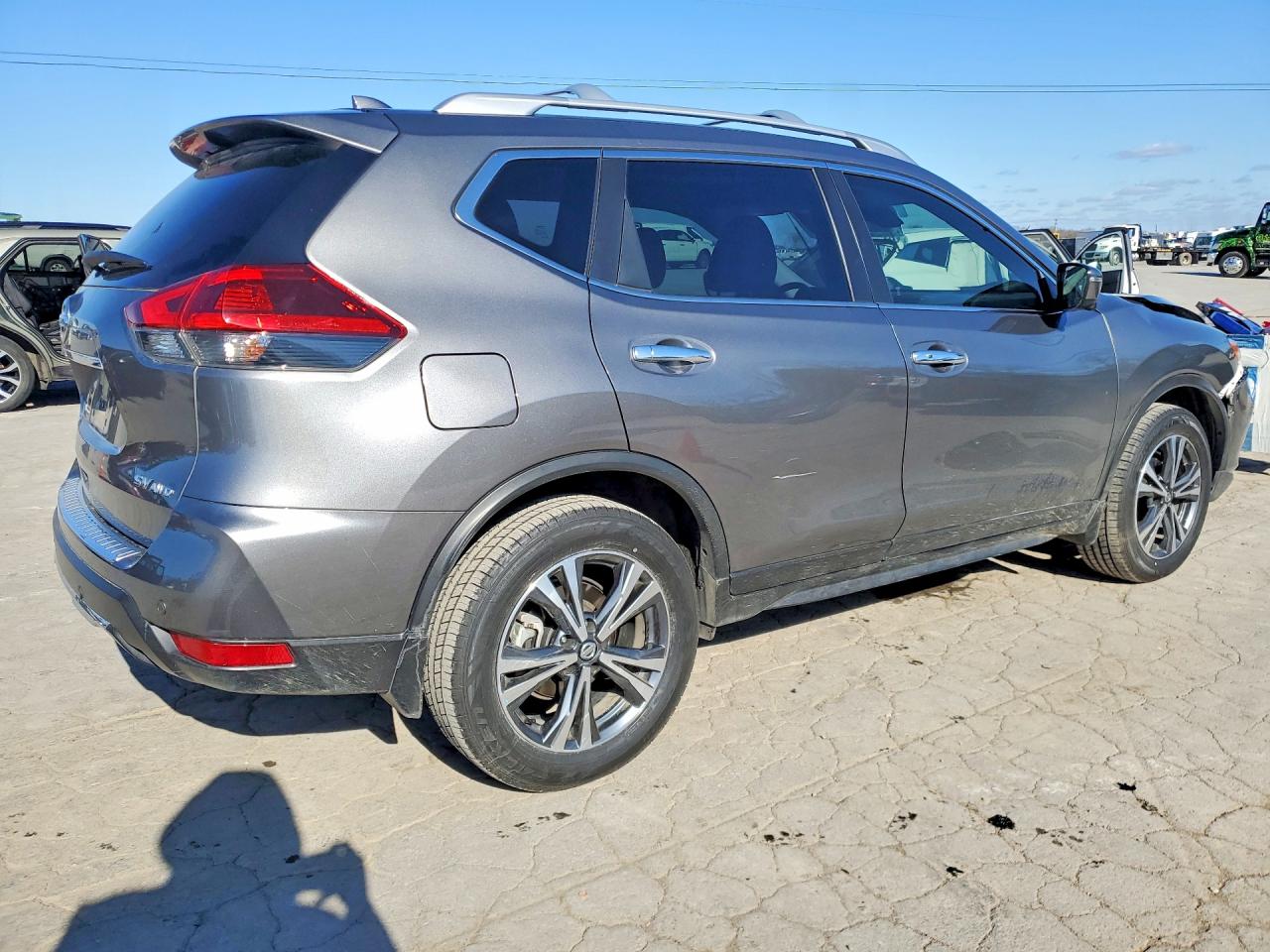 2019 NISSAN ROGUE SV photo 7