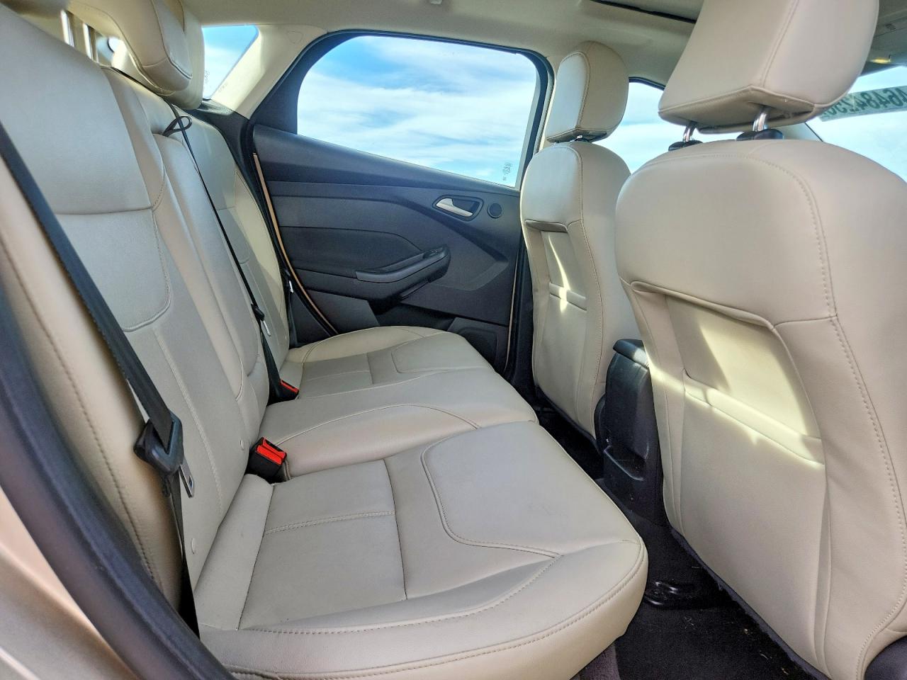 2017 FORD FOCUS TITANIUM photo 10
