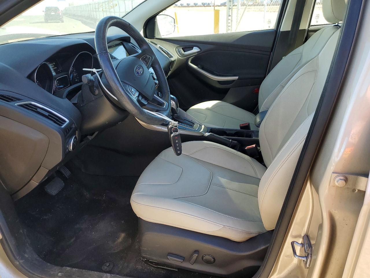 2017 FORD FOCUS TITANIUM photo 7