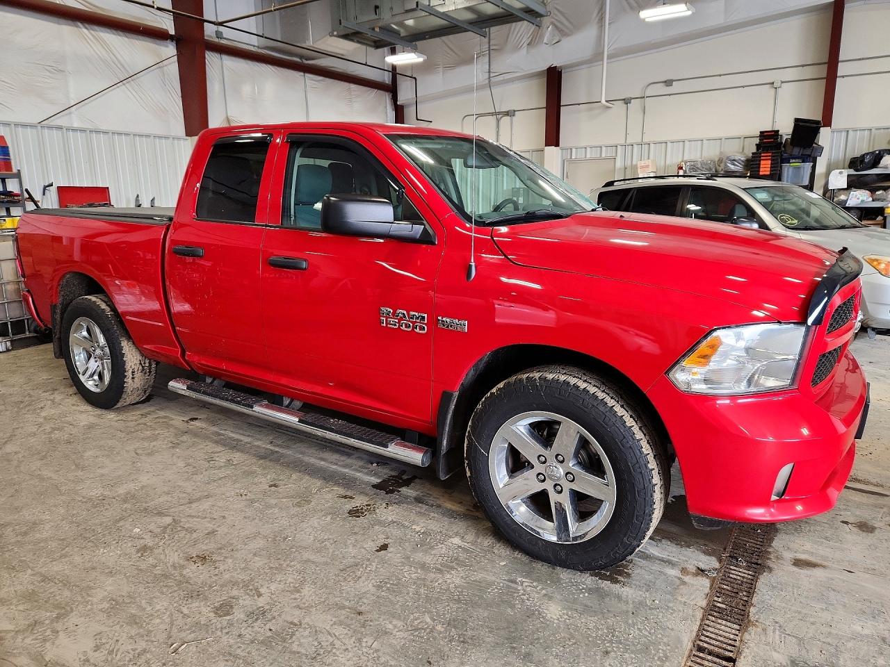 2014 RAM 1500 ST photo 7