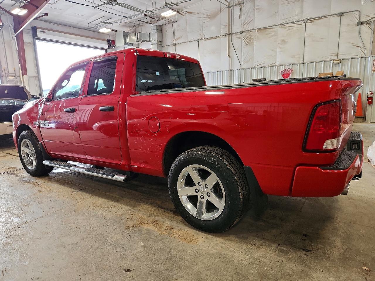 2014 RAM 1500 ST photo 3