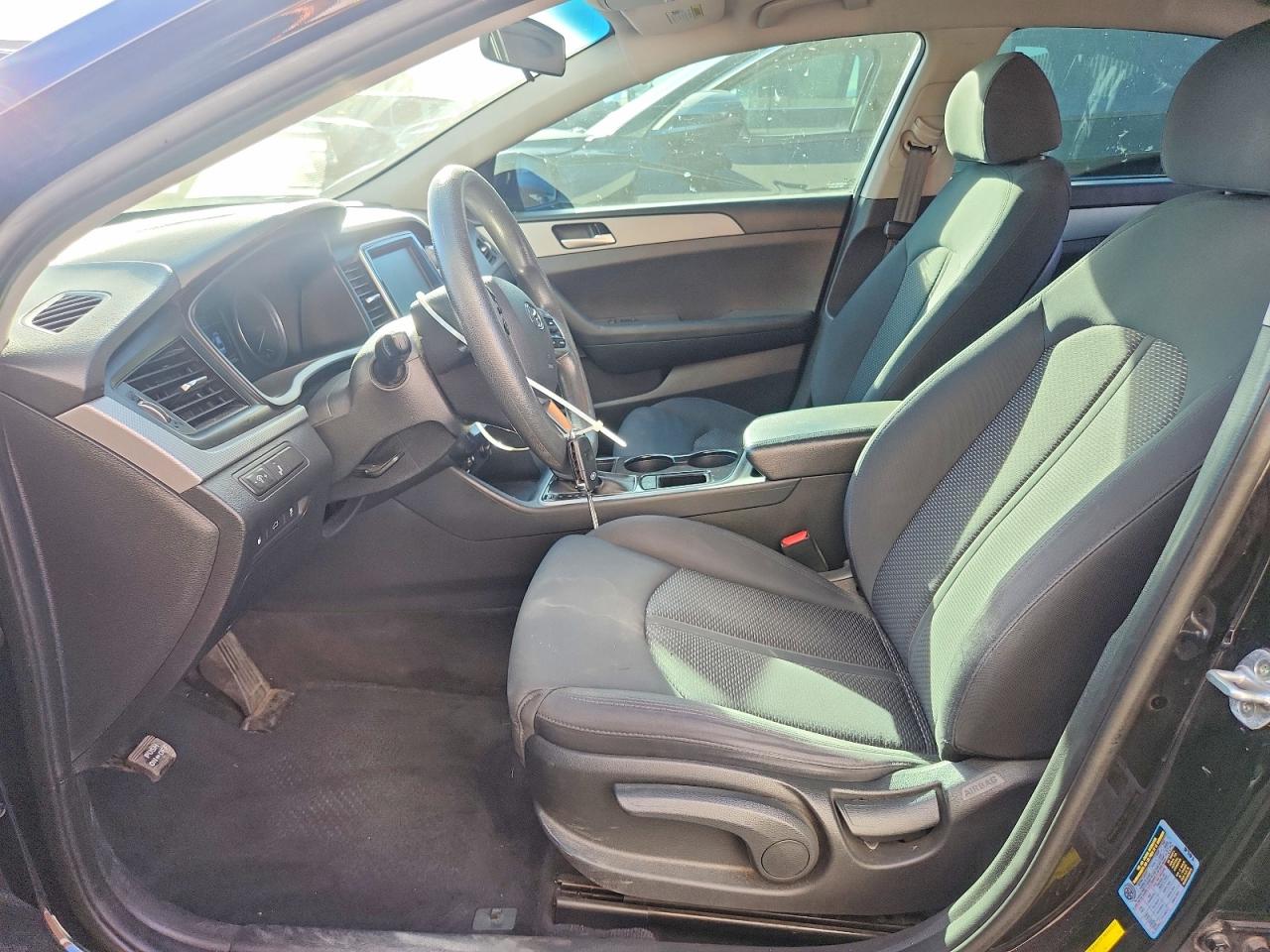 2018 HYUNDAI SONATA SE photo 7