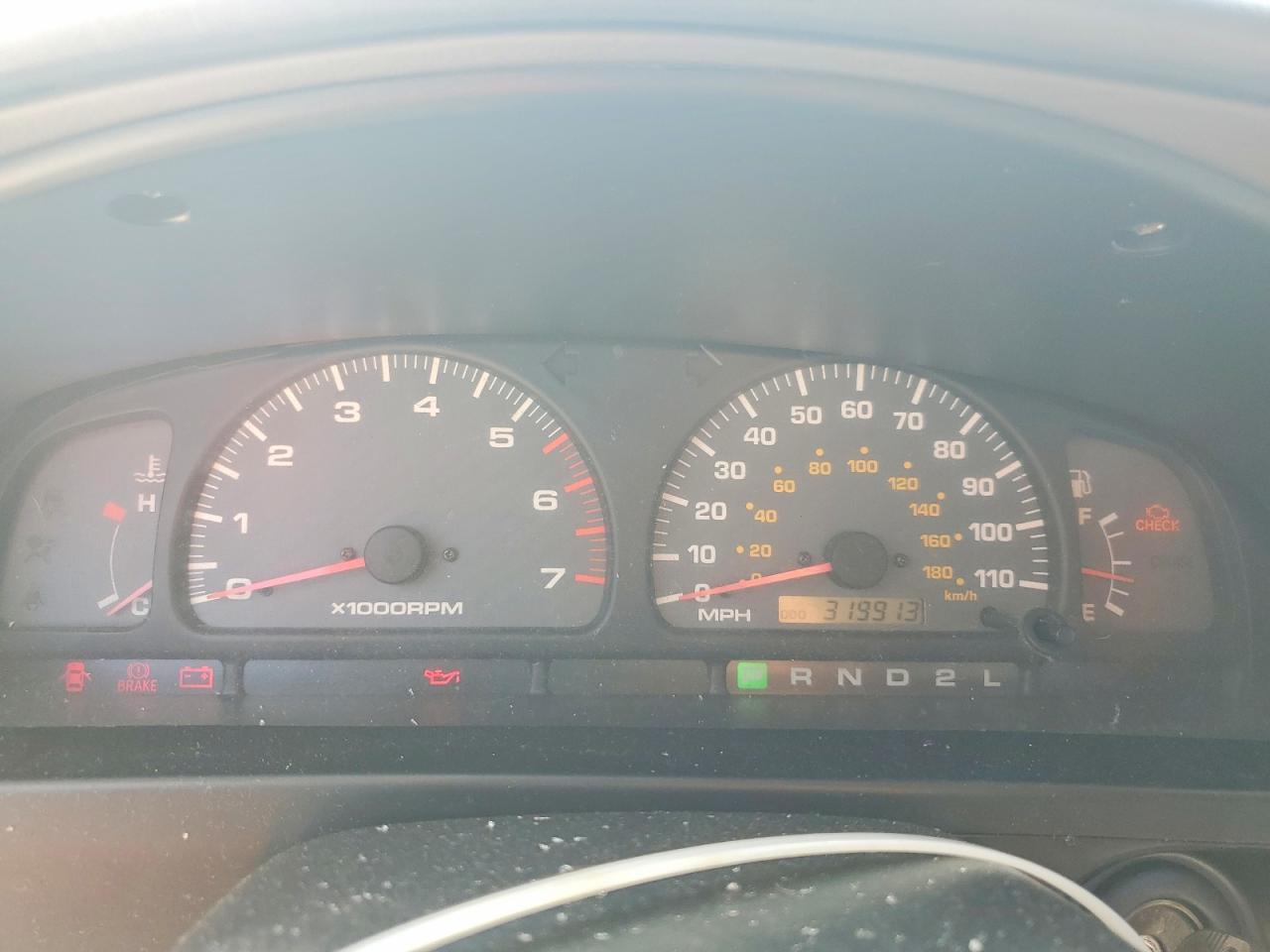 2001 TOYOTA 4RUNNER SR5 photo 25