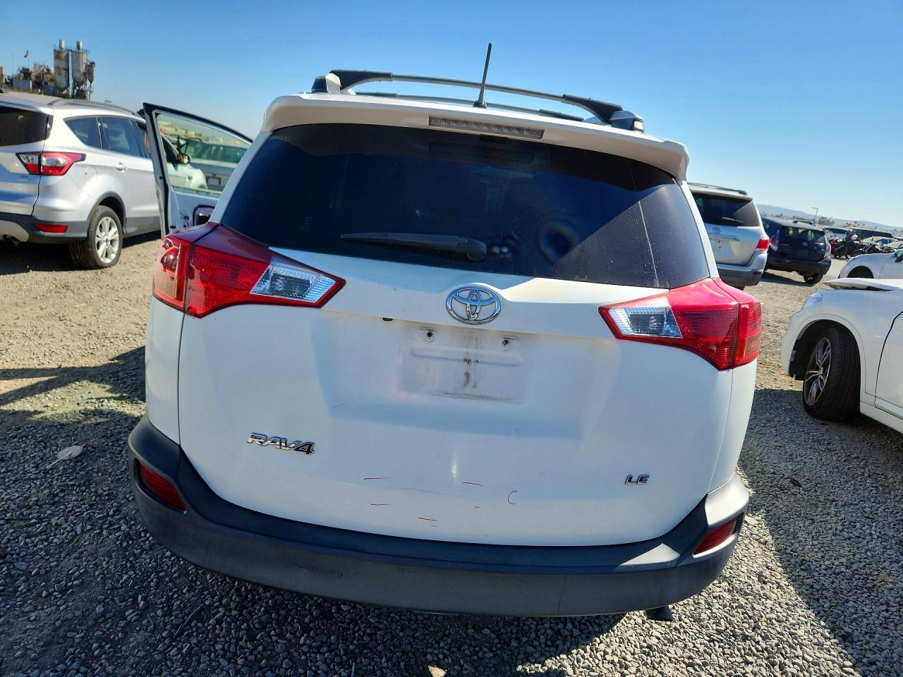 2015 TOYOTA RAV4 LE photo 6