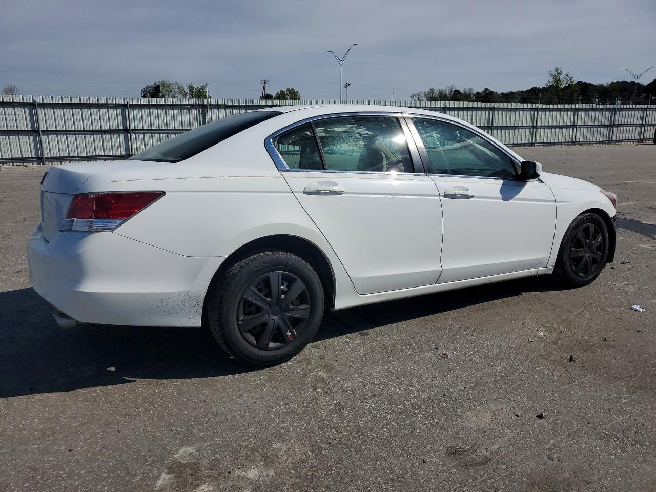2009 HONDA ACCORD LX photo 5