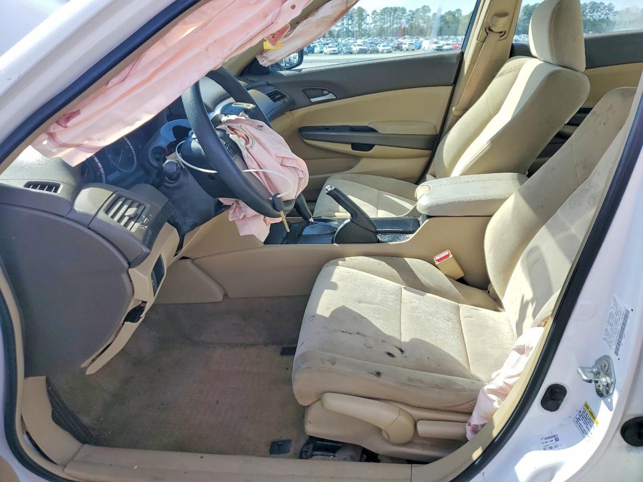 2009 HONDA ACCORD LX photo 13