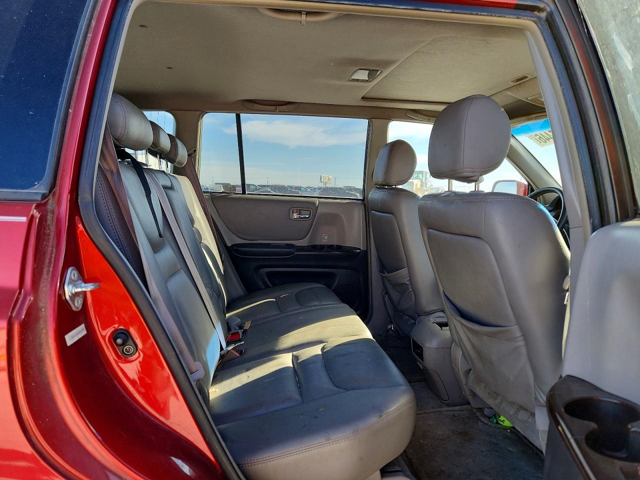 2003 TOYOTA HIGHLANDER photo 21