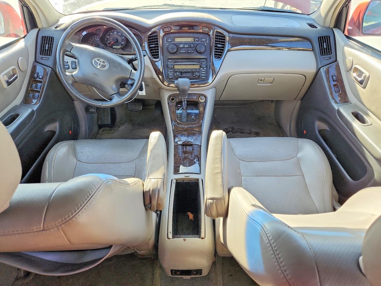 2003 TOYOTA HIGHLANDER photo 15