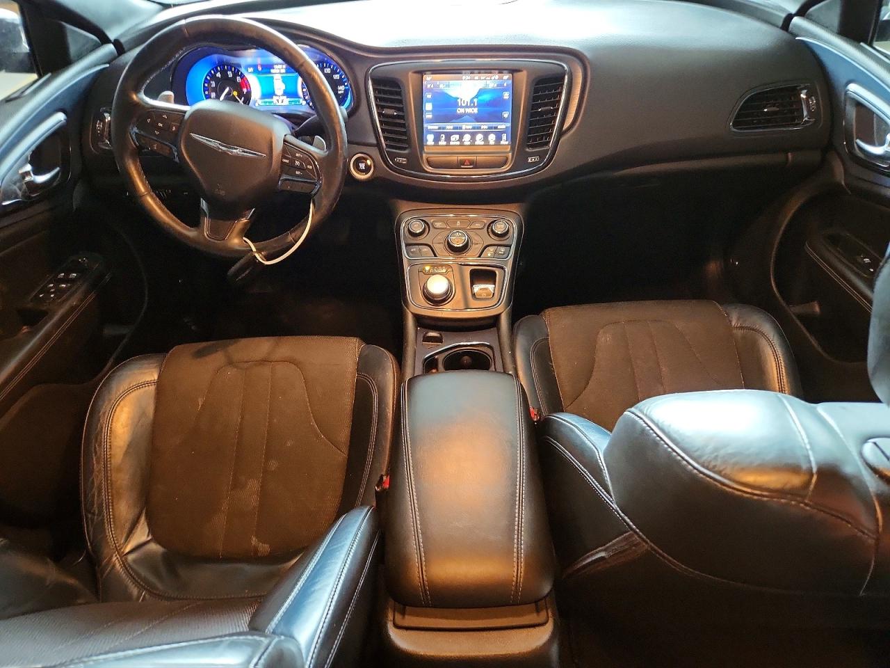 2015 CHRYSLER 200 S photo 15