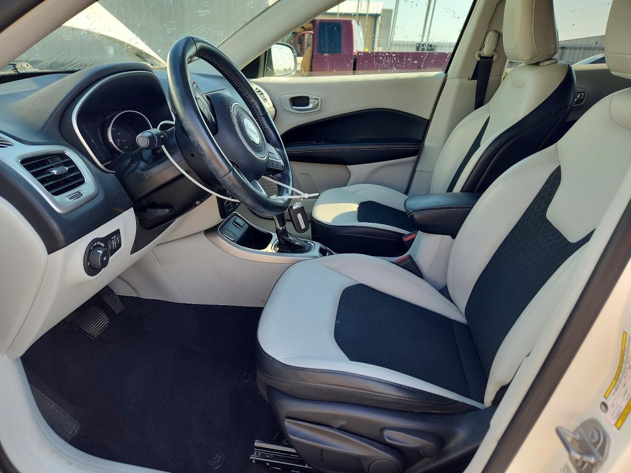 2019 JEEP COMPASS LATITUDE photo 13