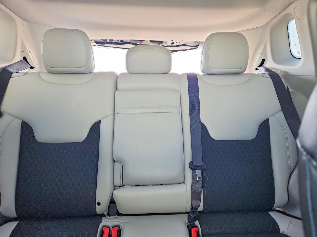 2019 JEEP COMPASS LATITUDE photo 19