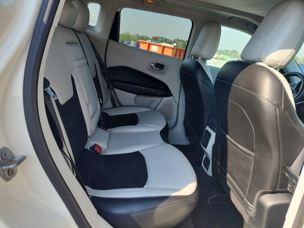 2019 JEEP COMPASS LATITUDE photo 21