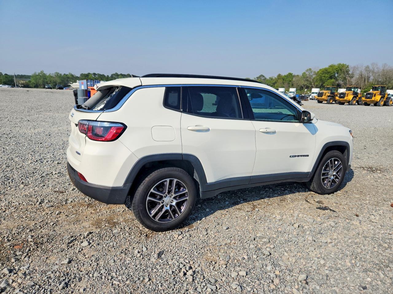 2019 JEEP COMPASS LATITUDE photo 5