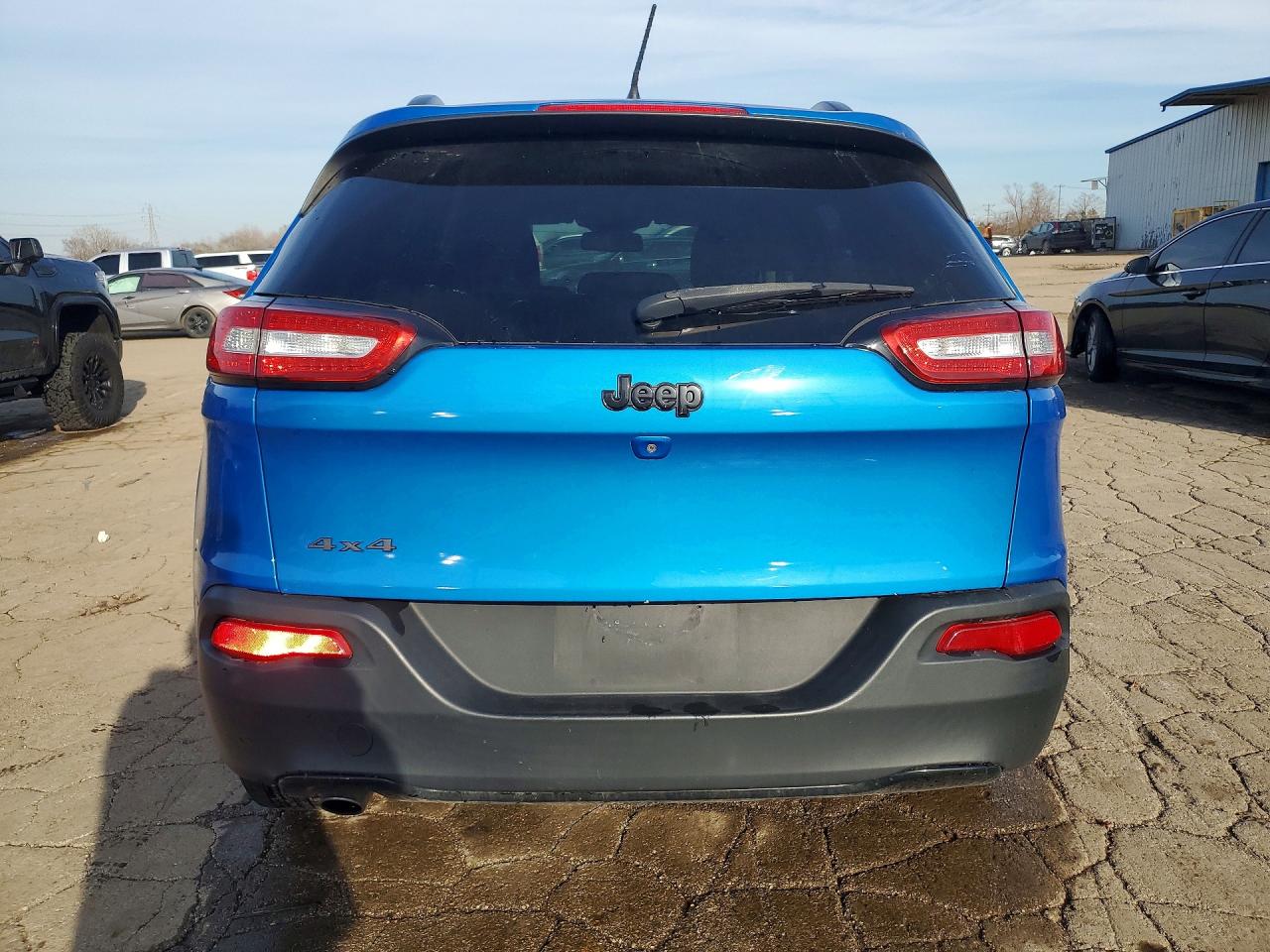 2018 JEEP CHEROKEE LATITUDE photo 11