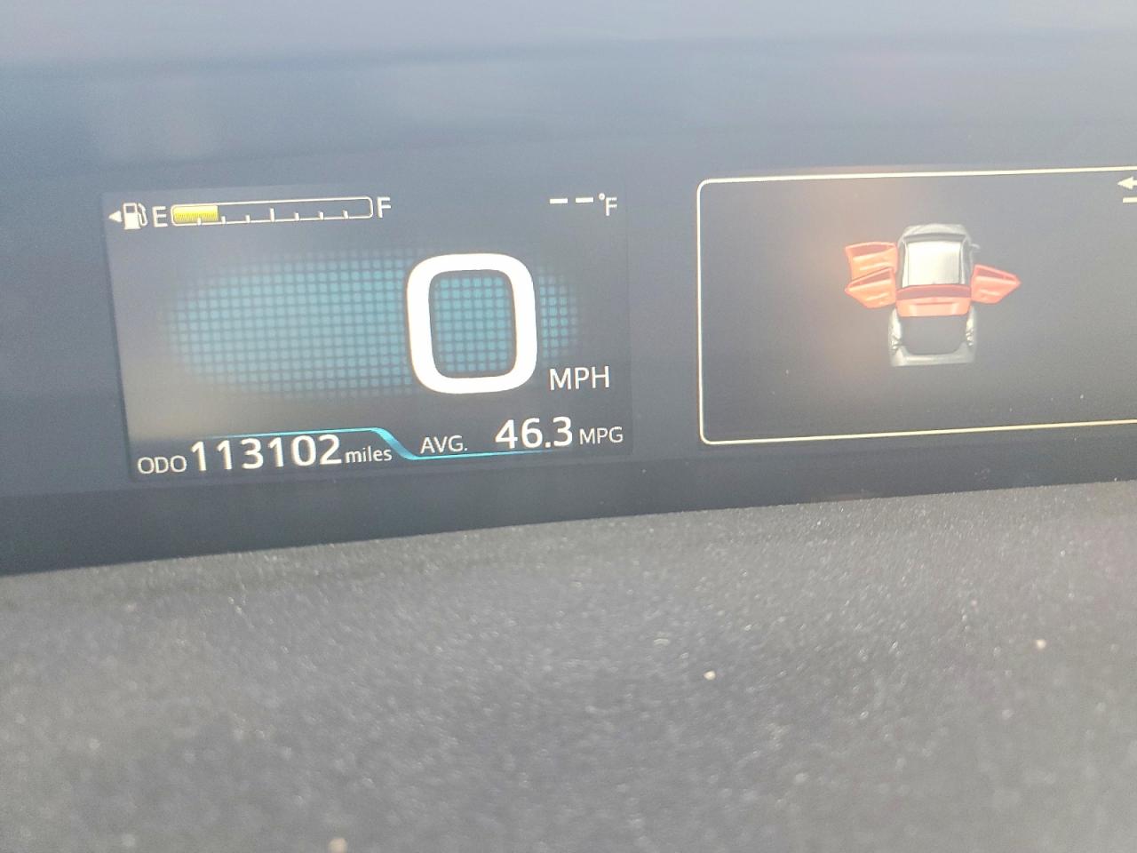 2016 TOYOTA PRIUS TWO photo 25