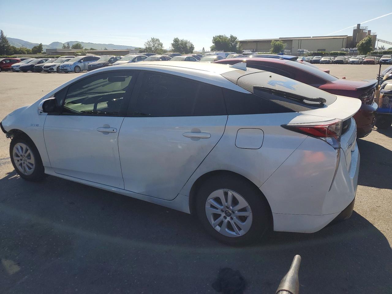 2016 TOYOTA PRIUS TWO photo 4
