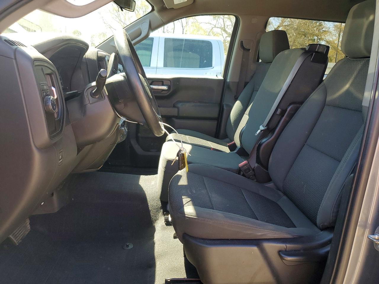 2020 CHEVROLET SILVERADO C1500 CUSTOM photo 13