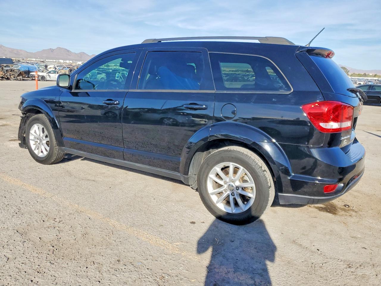 2014 DODGE JOURNEY SXT photo 4
