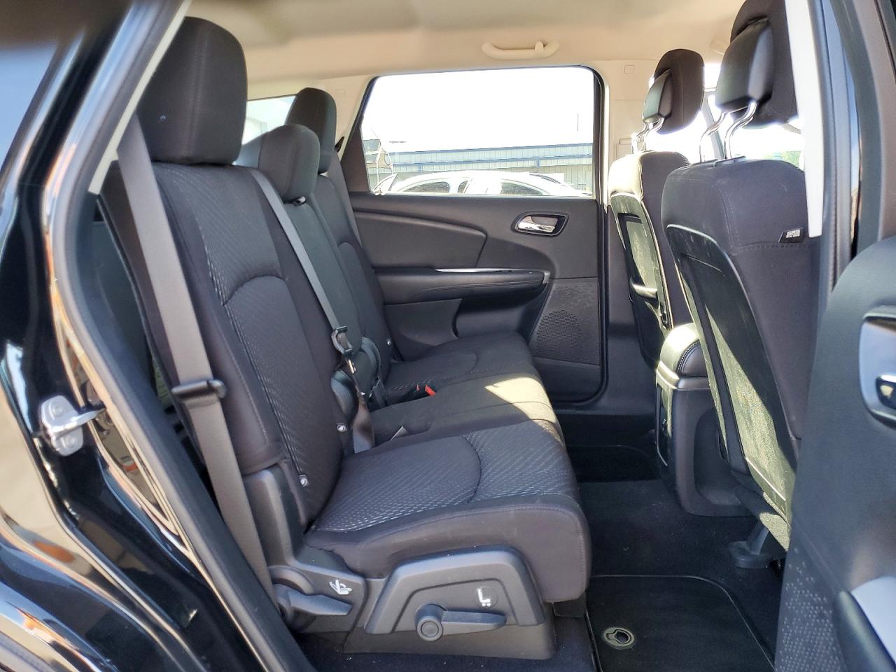 2014 DODGE JOURNEY SXT photo 31