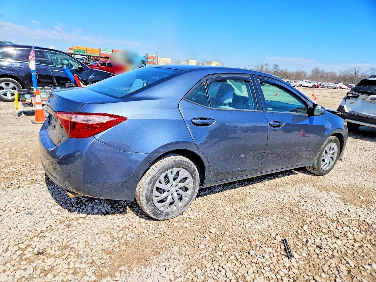 2019 TOYOTA COROLLA LE photo 7