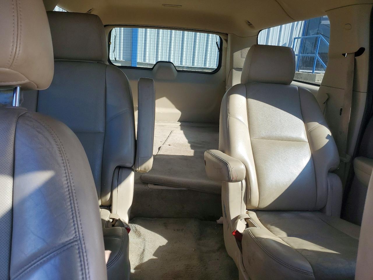 2014 GMC YUKON XL DENALI photo 10