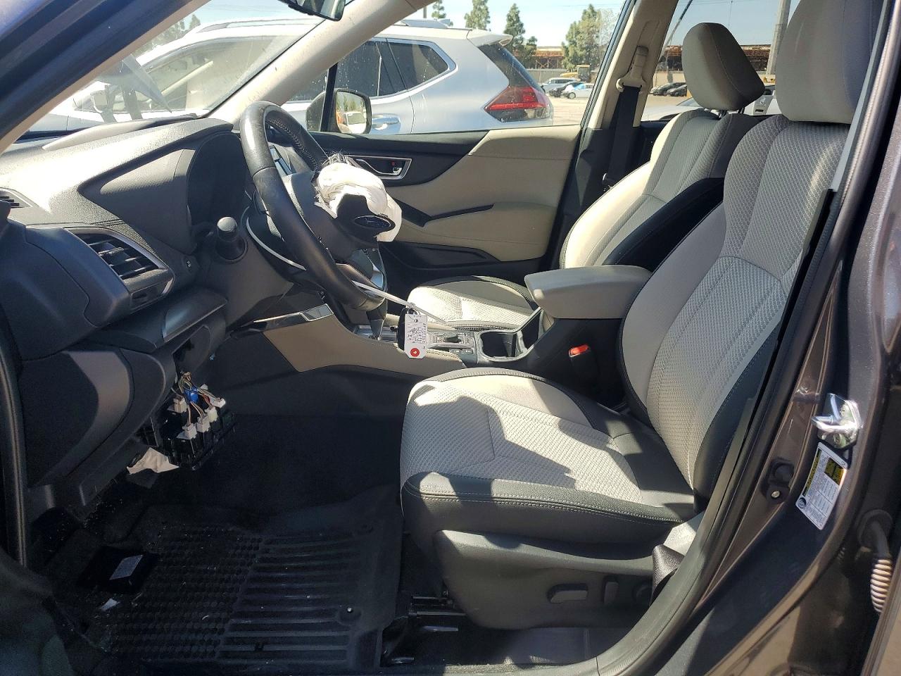 2024 SUBARU FORESTER PREMIUM photo 19
