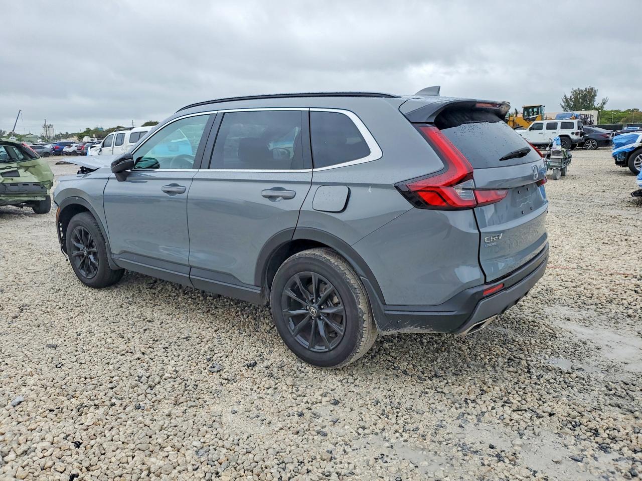 2025 HONDA CR-V SPORT-L photo 3