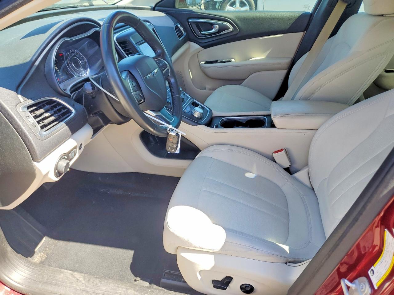 2015 CHRYSLER 200 LIMITED photo 13