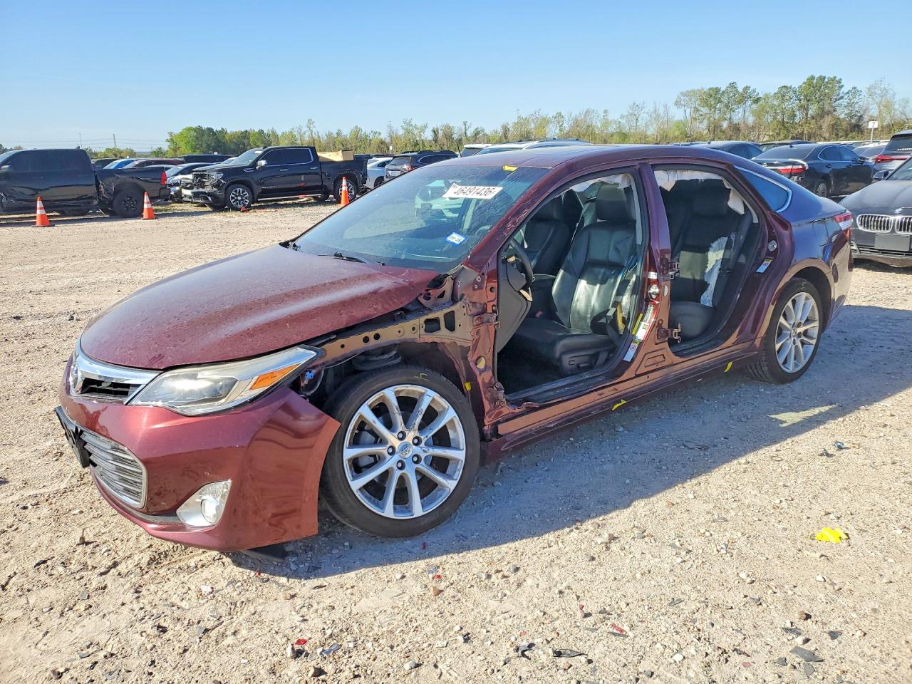 2013 TOYOTA AVALON