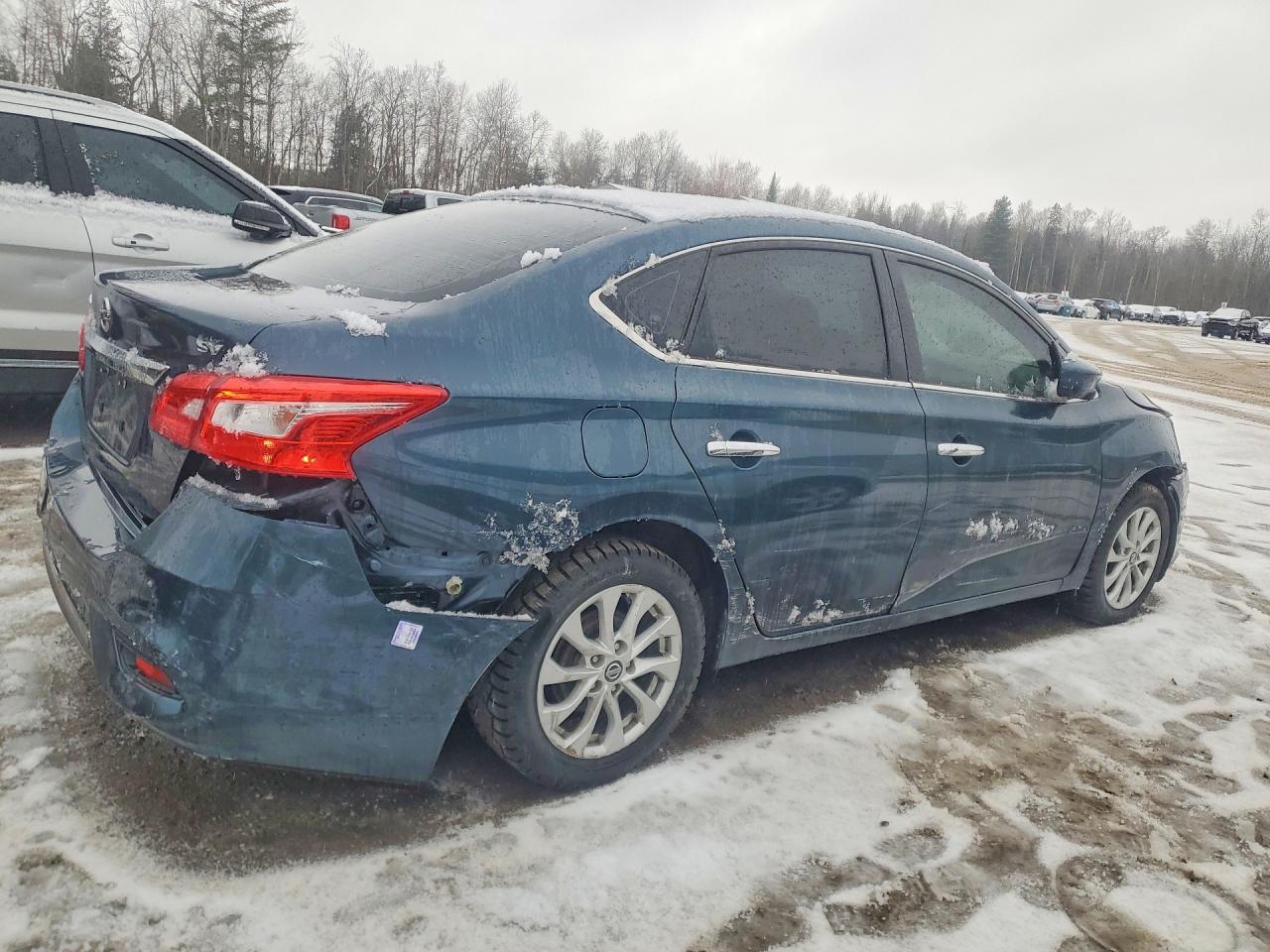 2016 NISSAN SENTRA S photo 5