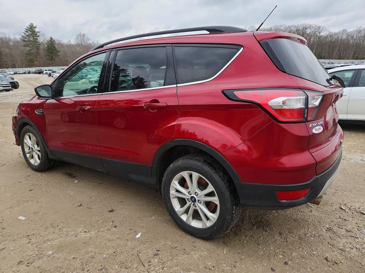 2018 FORD ESCAPE SE photo 2