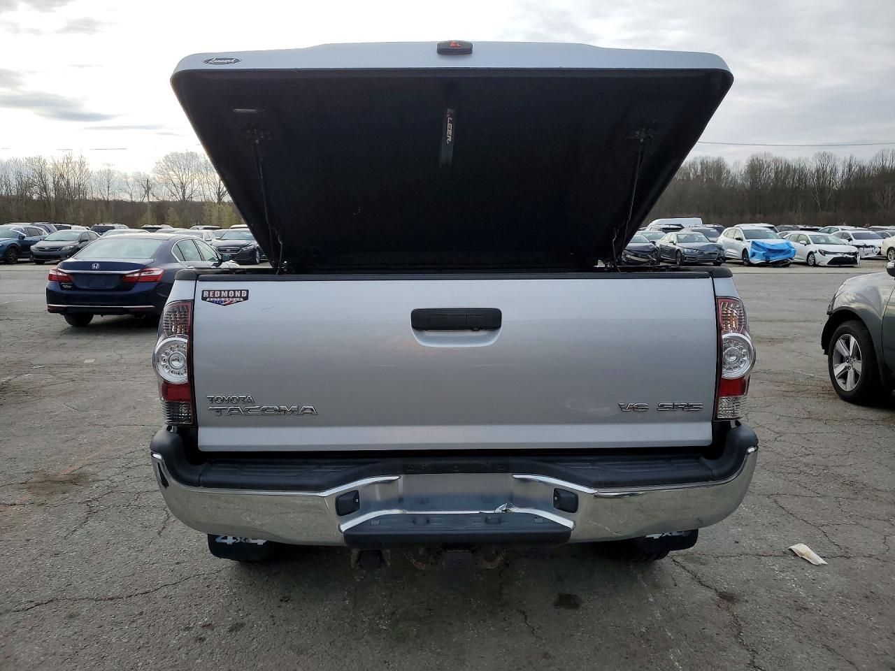 2013 TOYOTA TACOMA V6 photo 11