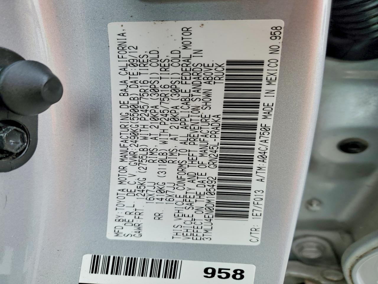 2013 TOYOTA TACOMA V6 photo 25