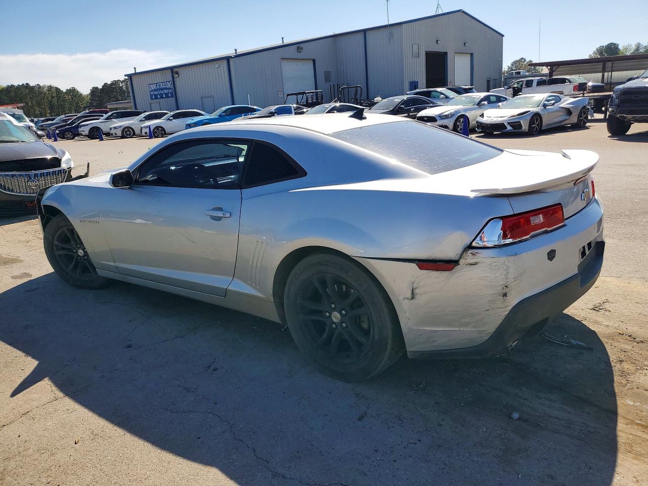 2015 CHEVROLET CAMARO LT photo 2