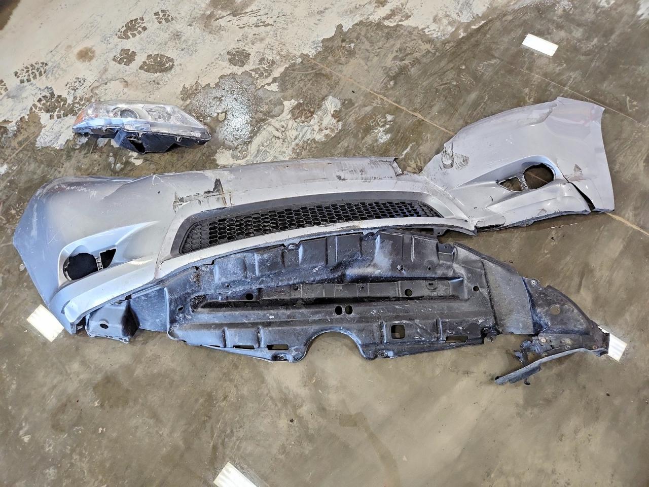 2014 TOYOTA SIENNA LE 8-PASSENGER photo 25