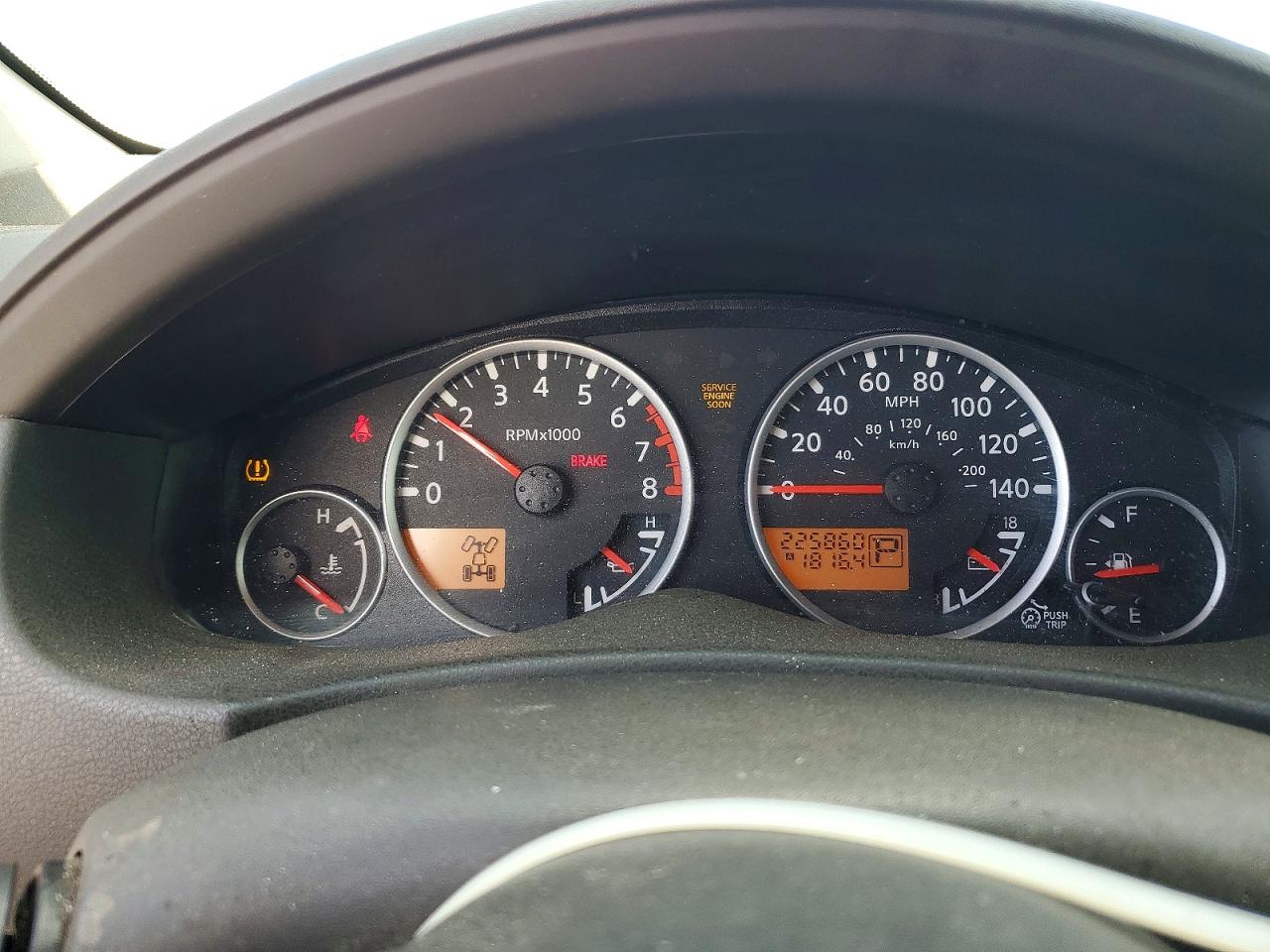 2010 NISSAN PATHFINDER S photo 17
