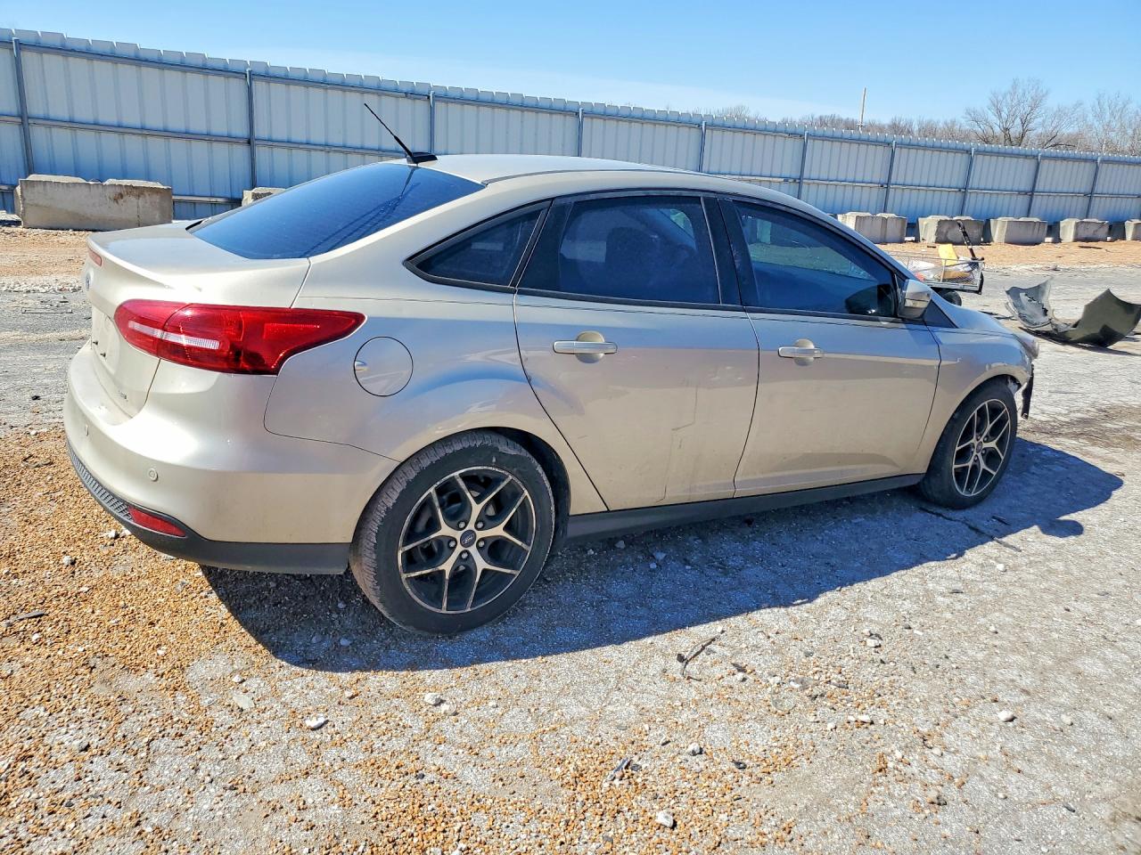 2018 FORD FOCUS SEL photo 5