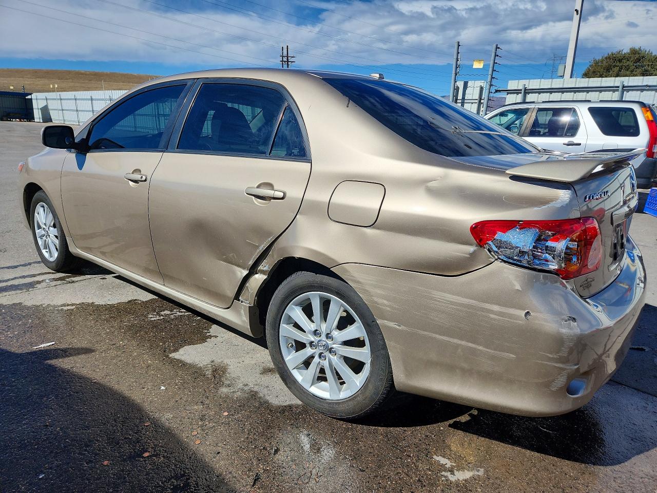 2009 TOYOTA COROLLA XLE photo 3