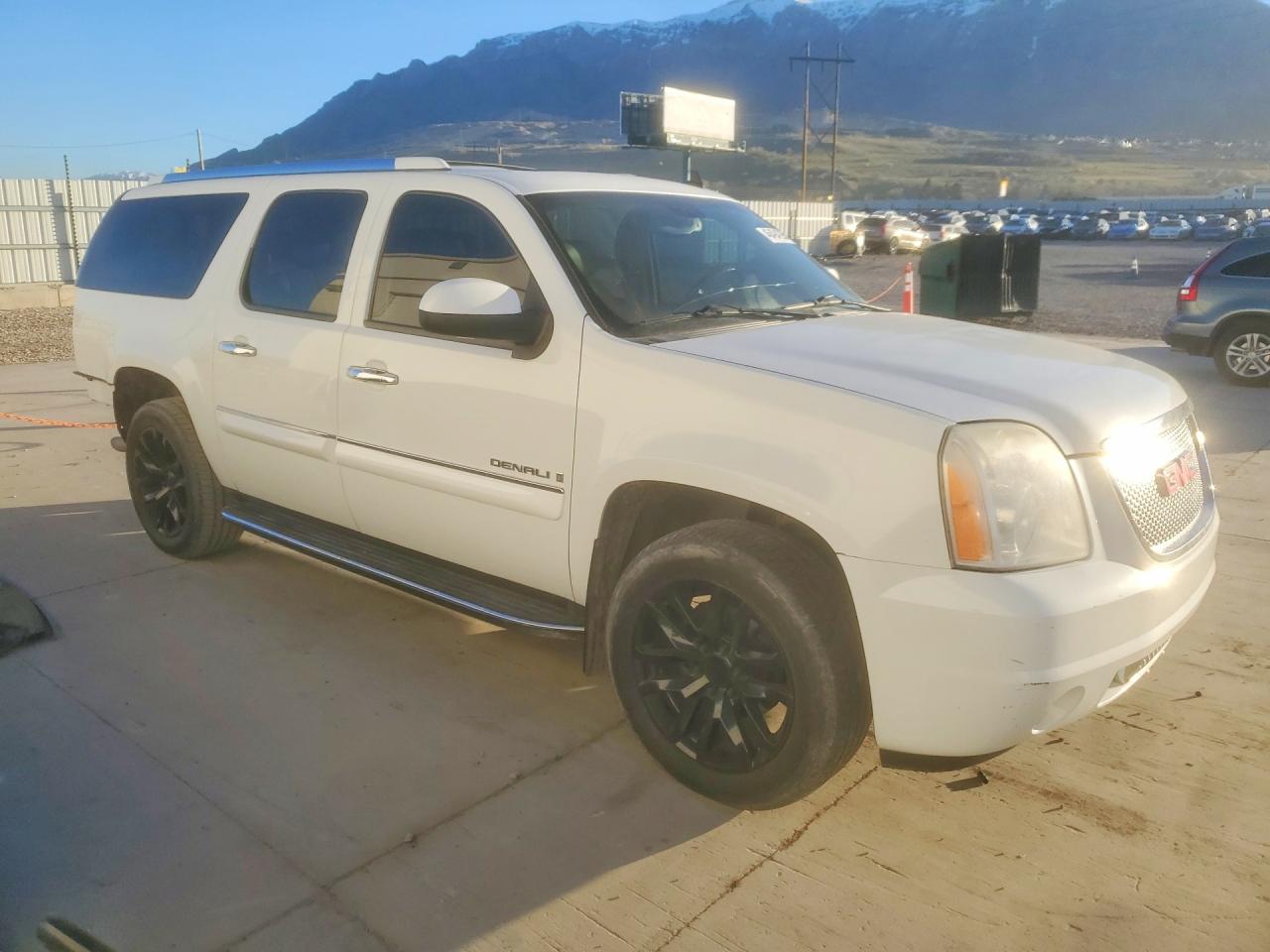 2008 GMC YUKON XL DENALI photo 7