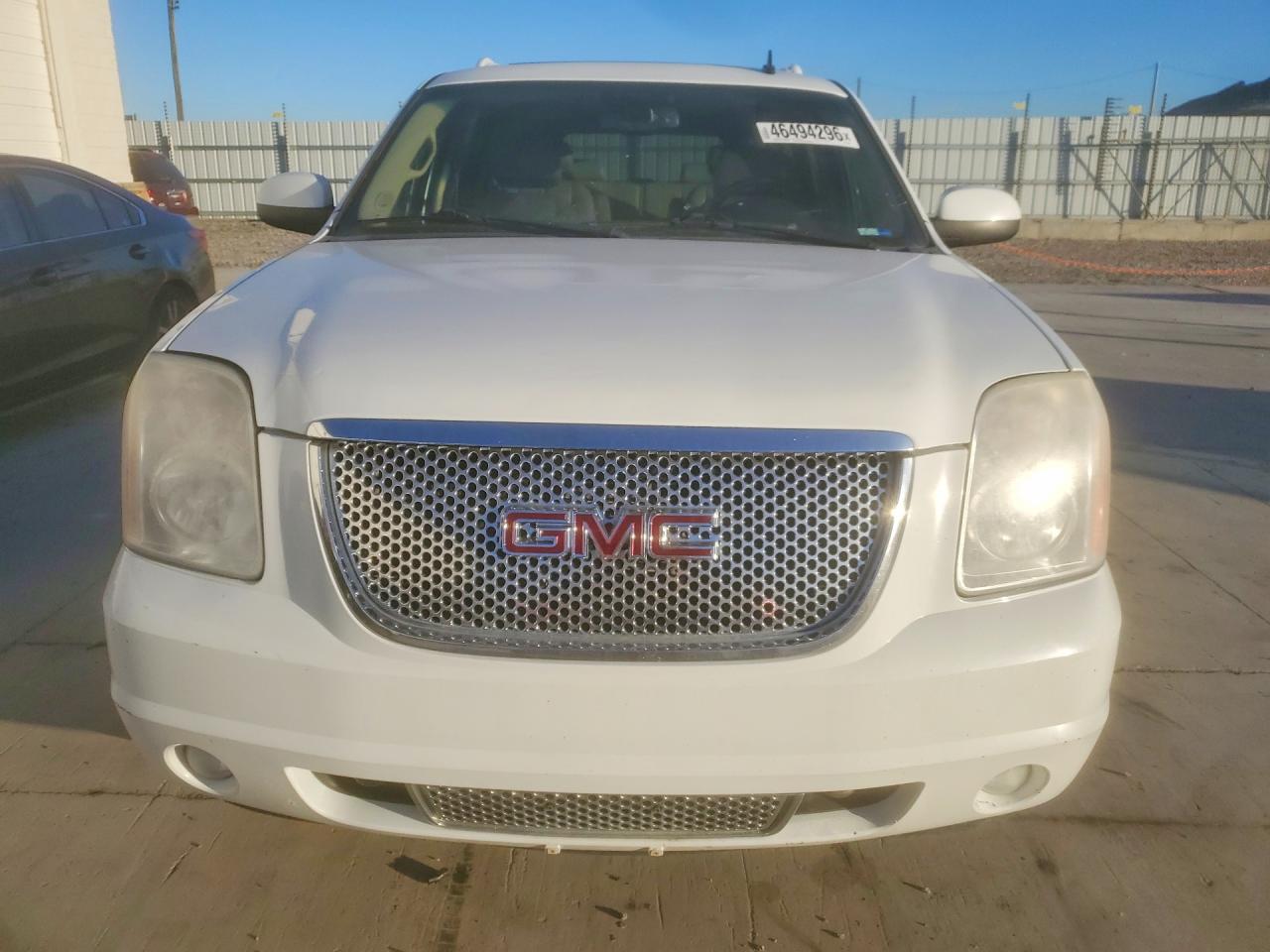 2008 GMC YUKON XL DENALI photo 9