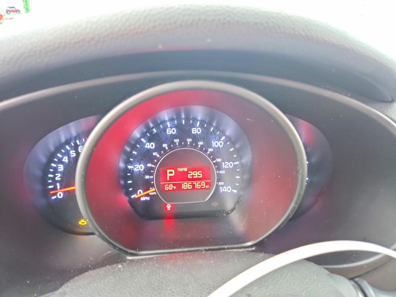 2016 KIA SOUL BASE photo 25